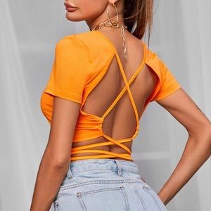 SHEIN | NWT Crisscross Backless Knot Hem Top